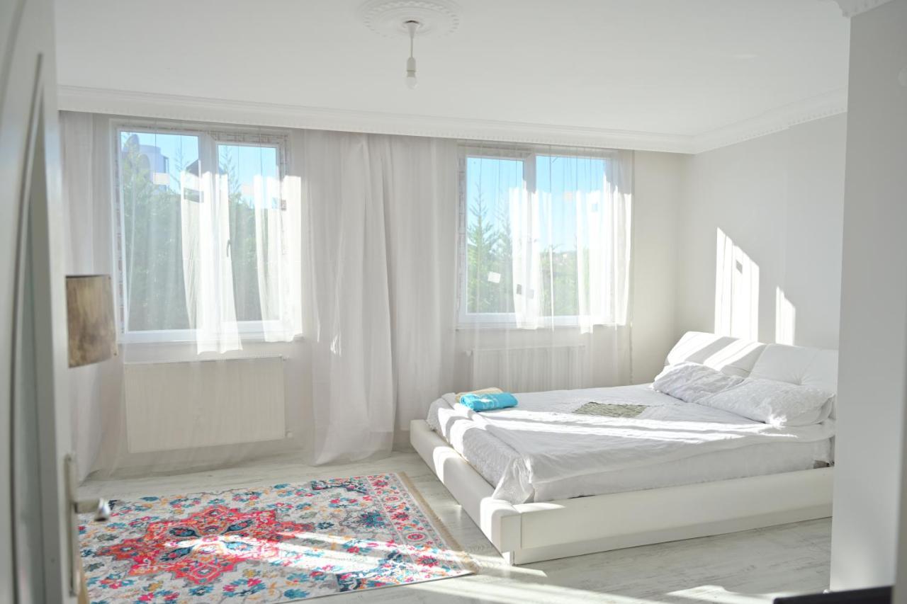 Orman Villa Hotel Is 6 Minutes From The Airport Arnavutkoy Bagian luar foto