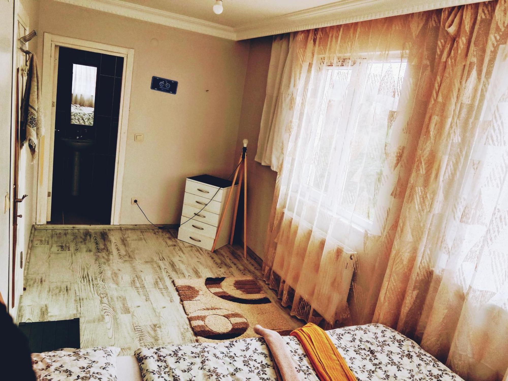 Orman Villa Hotel Is 6 Minutes From The Airport Arnavutkoy Bagian luar foto