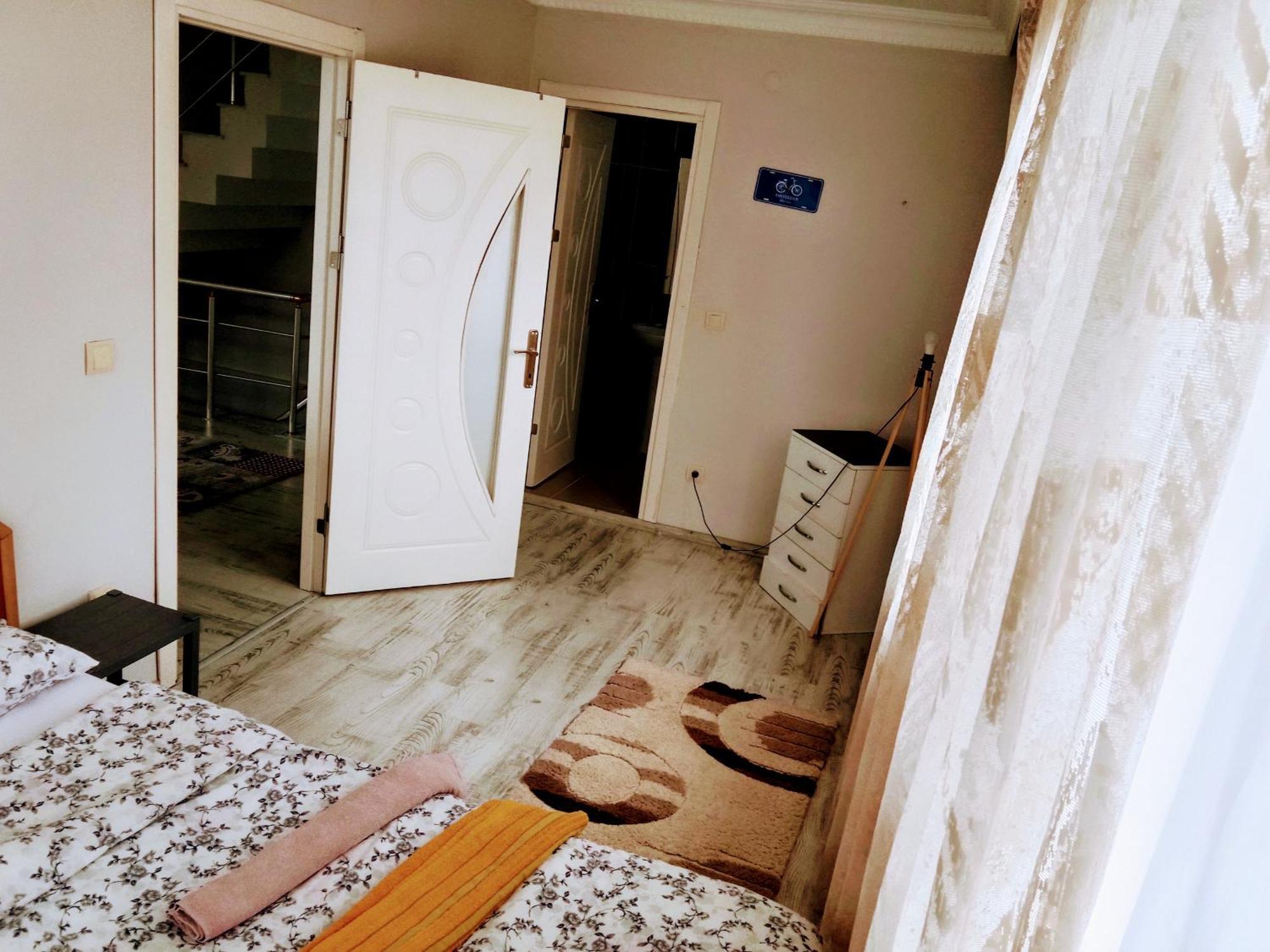 Orman Villa Hotel Is 6 Minutes From The Airport Arnavutkoy Bagian luar foto