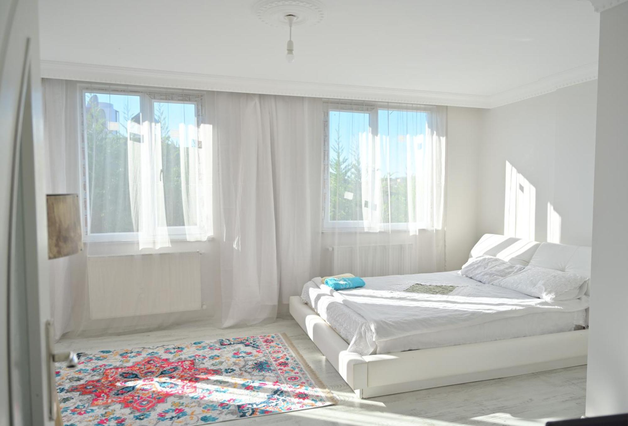 Orman Villa Hotel Is 6 Minutes From The Airport Arnavutkoy Bagian luar foto