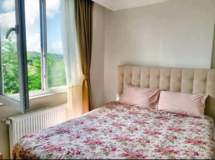 Orman Villa Hotel Is 6 Minutes From The Airport Arnavutkoy Bagian luar foto